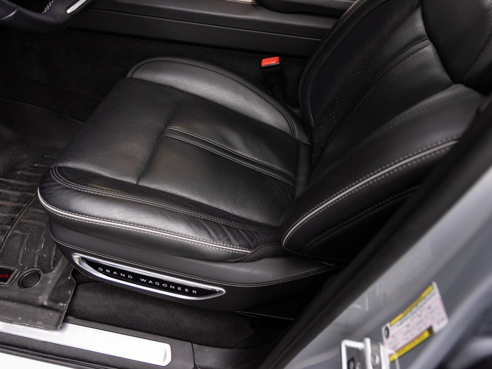 2022 Jeep Grand Wagoneer Series II