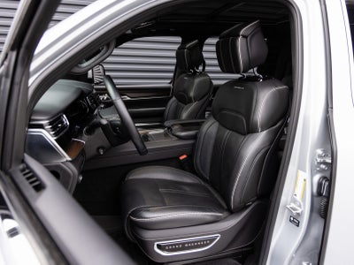 2022 Jeep Grand Wagoneer Series II