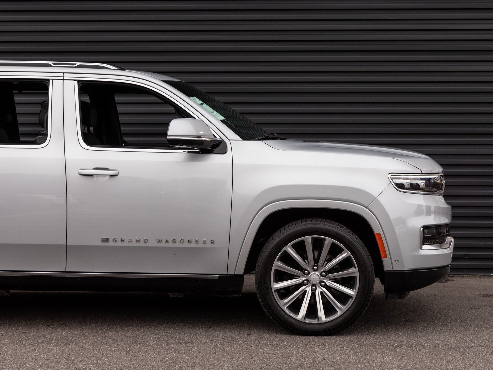 2022 Jeep Grand Wagoneer Series II