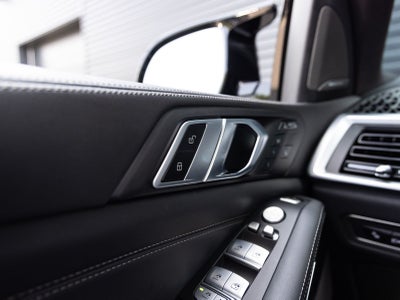 2024 BMW X7 M60i