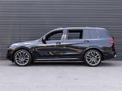 2024 BMW X7 M60i