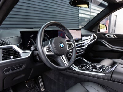 2024 BMW X7 M60i