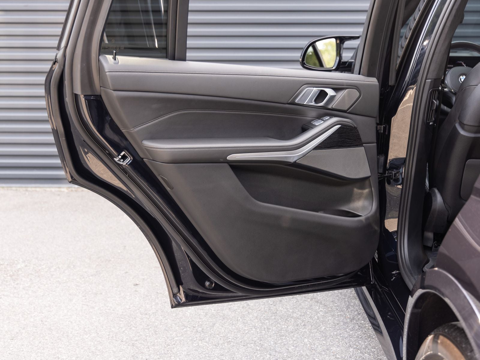 2024 BMW X7 M60i