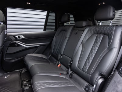 2024 BMW X7 M60i