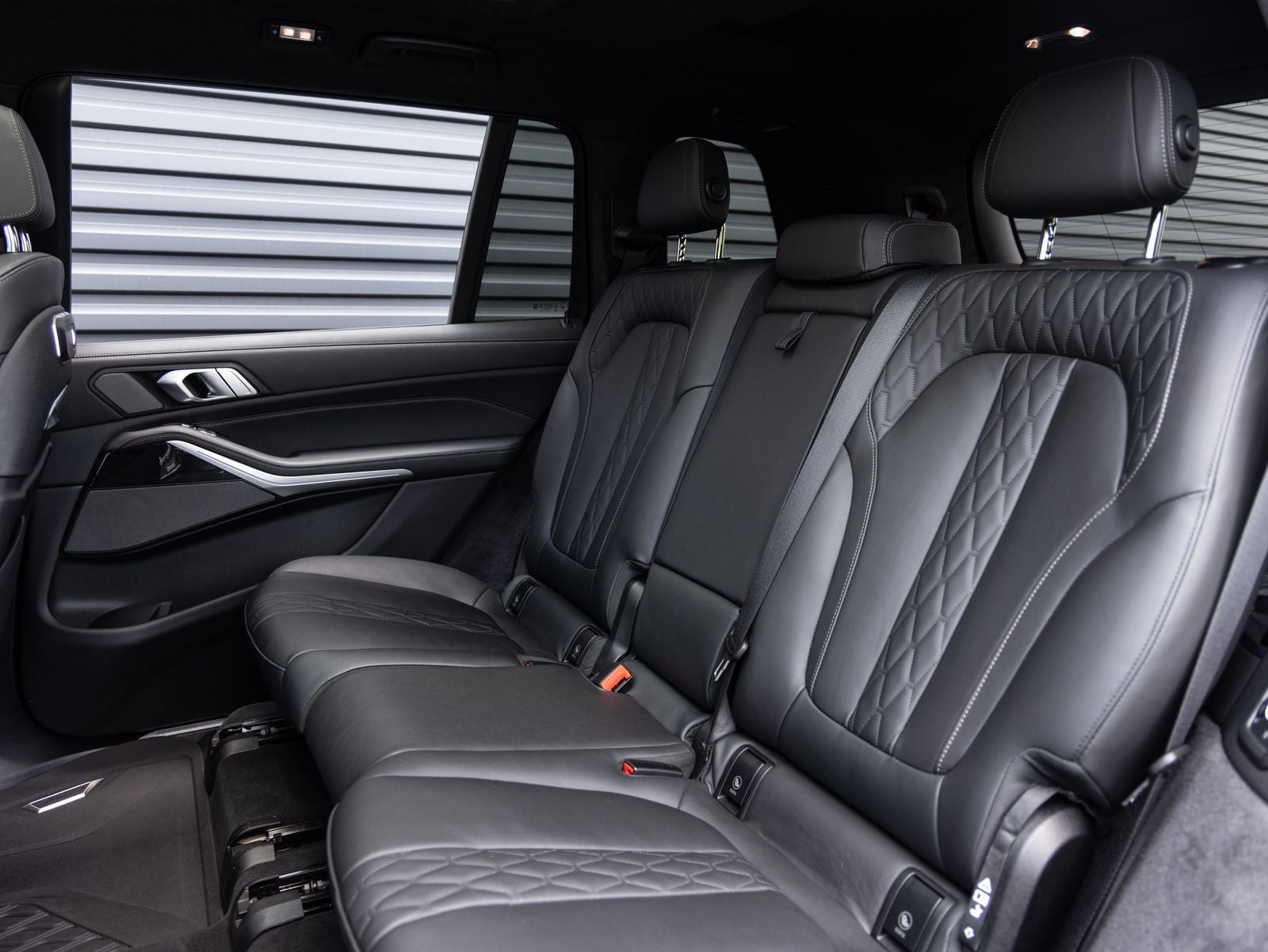 2024 BMW X7 M60i