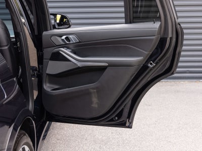 2024 BMW X7 M60i