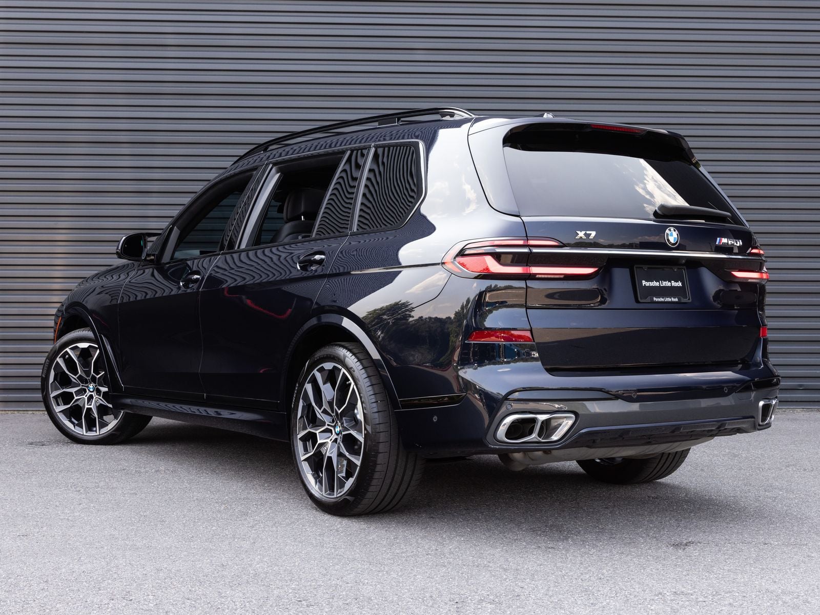 2024 BMW X7 M60i