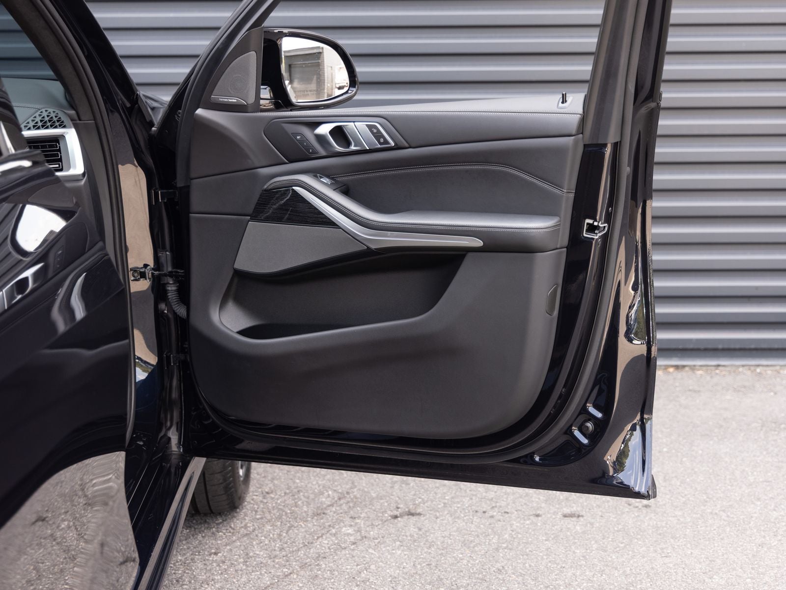 2024 BMW X7 M60i