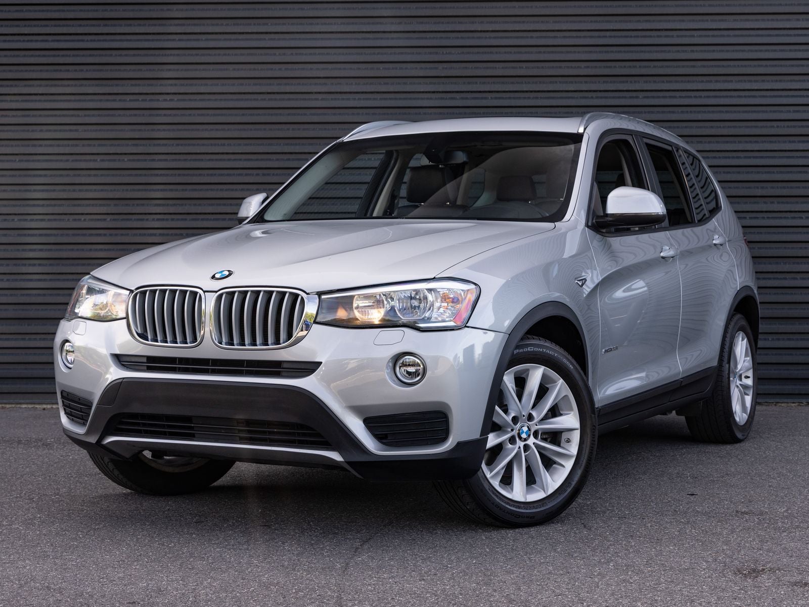 2017 BMW X3 sDrive28i's photo