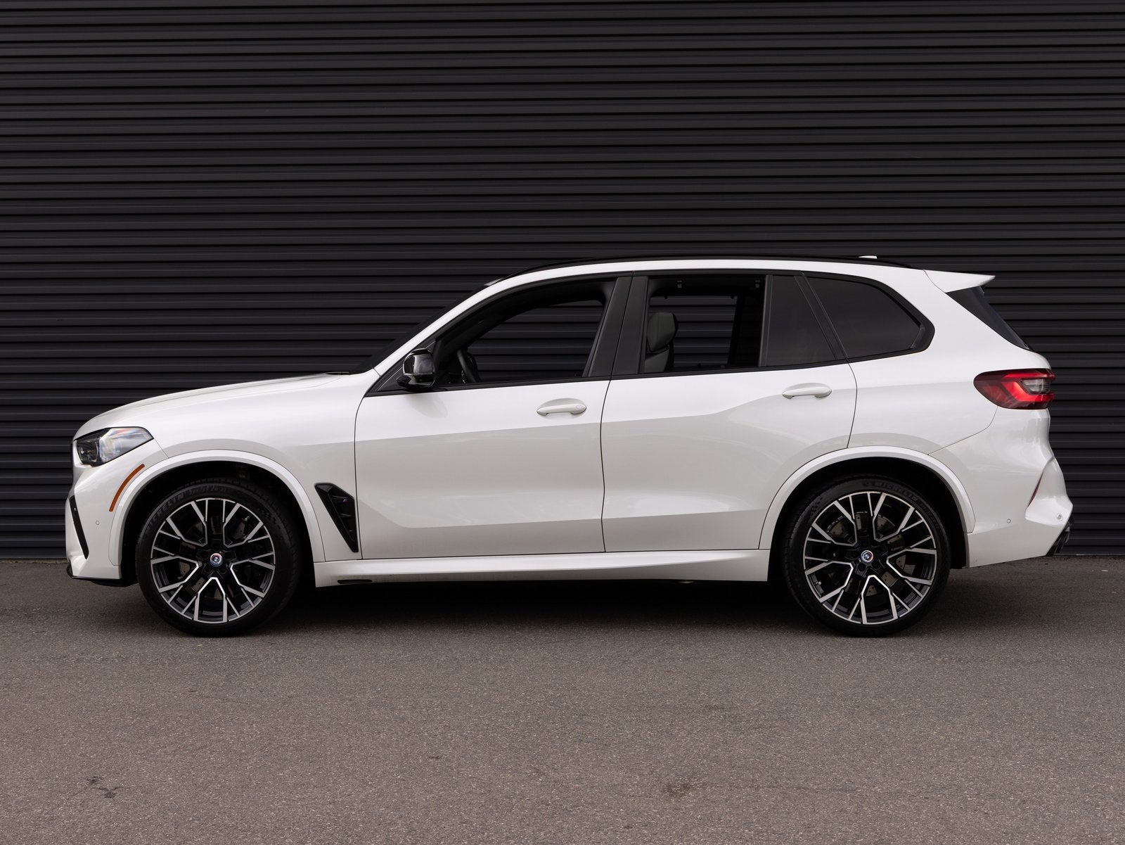 2022 BMW X5 M Sports Activity Vehicle
