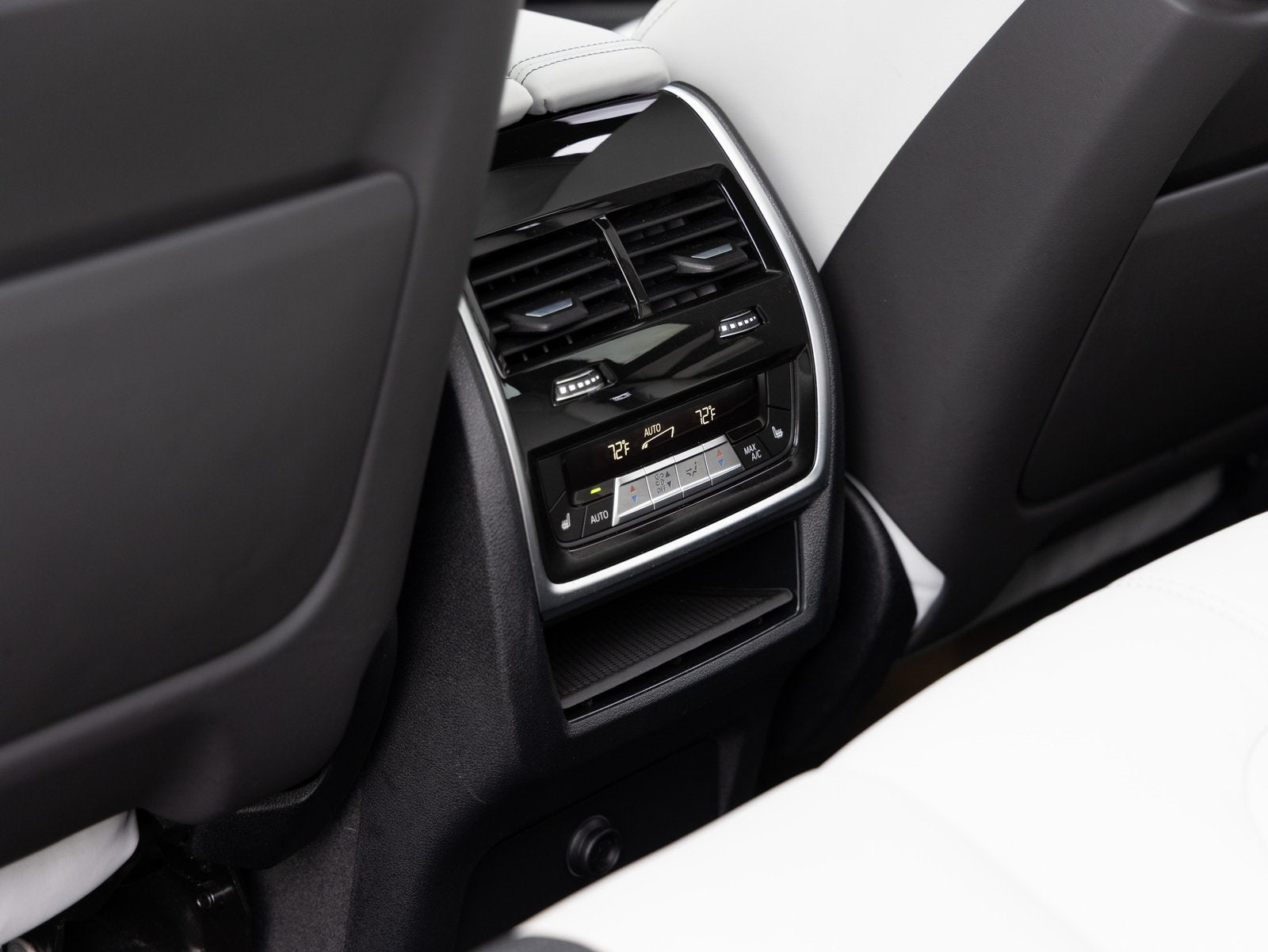 2022 BMW X5 M Sports Activity Vehicle