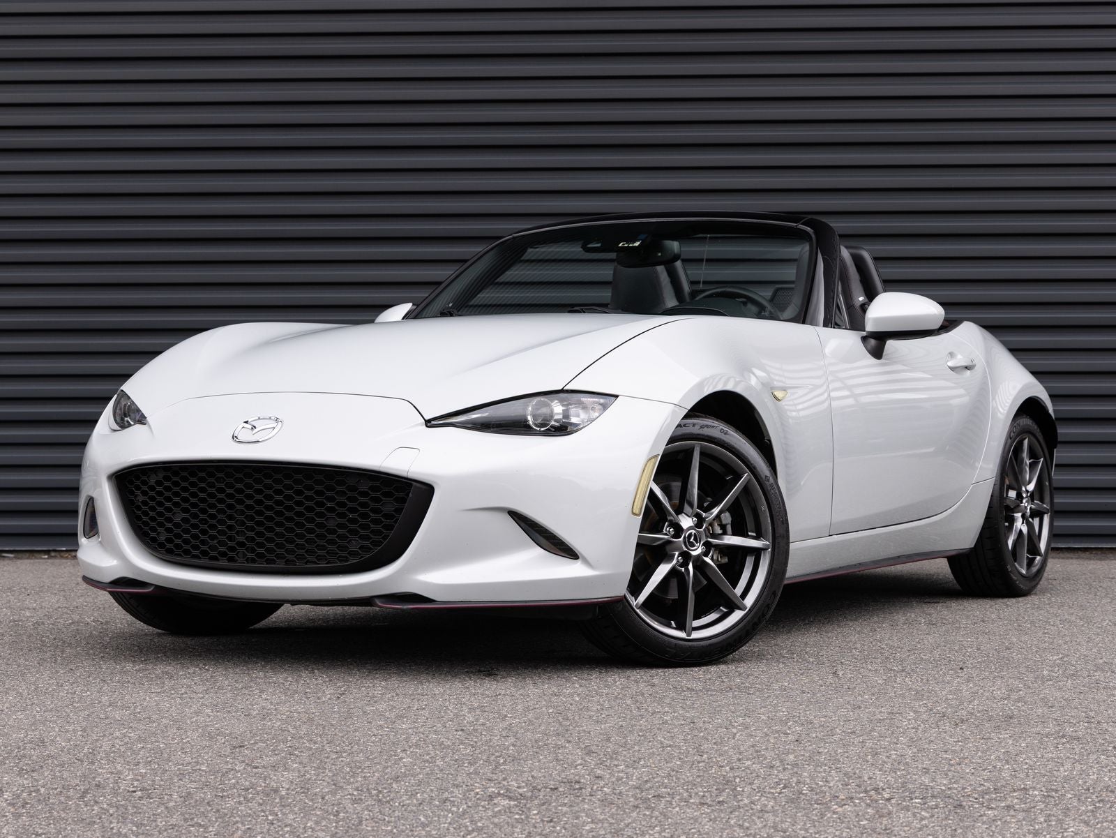 2018 Mazda MX-5 Miata Grand Touring's photo