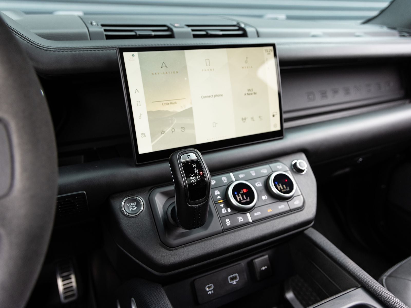 2024 Land Rover Defender Carpathian Edition