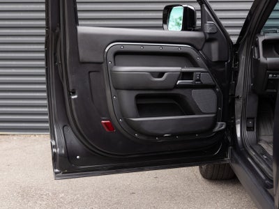 2024 Land Rover Defender Carpathian Edition