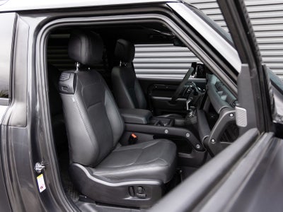 2024 Land Rover Defender Carpathian Edition