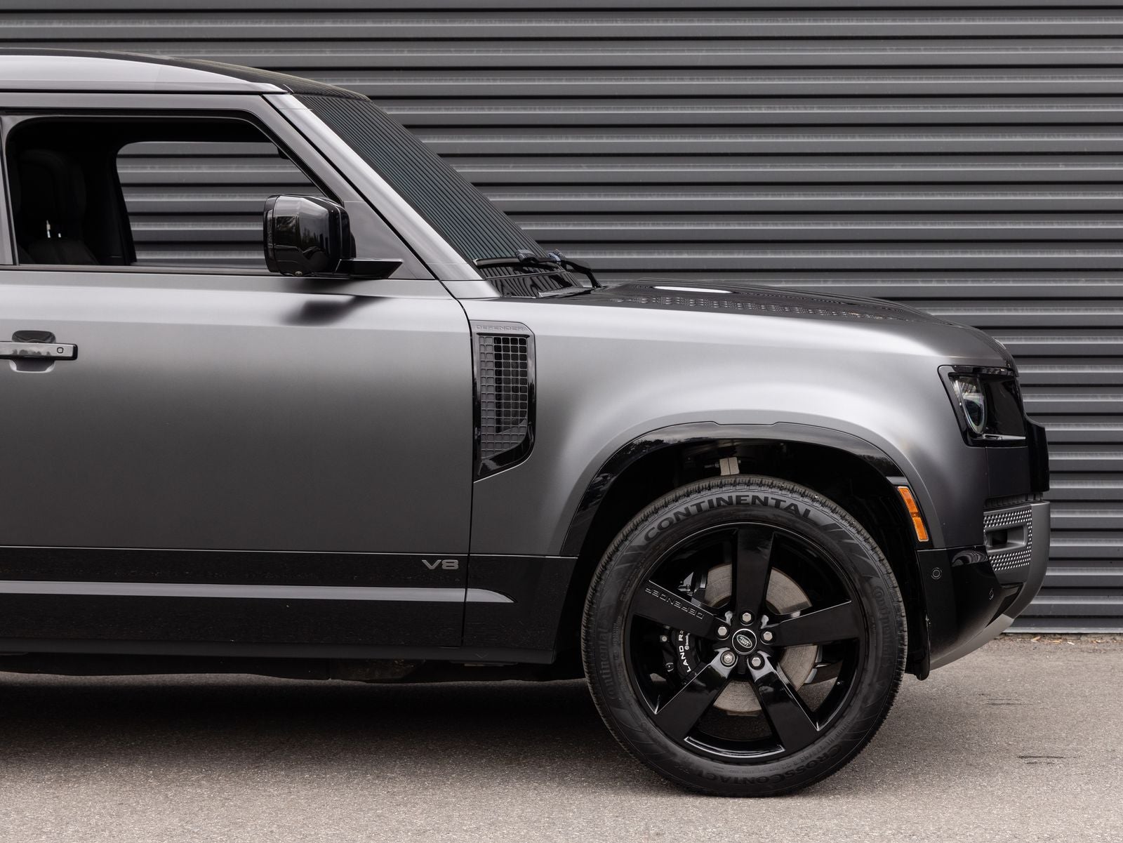 2024 Land Rover Defender Carpathian Edition