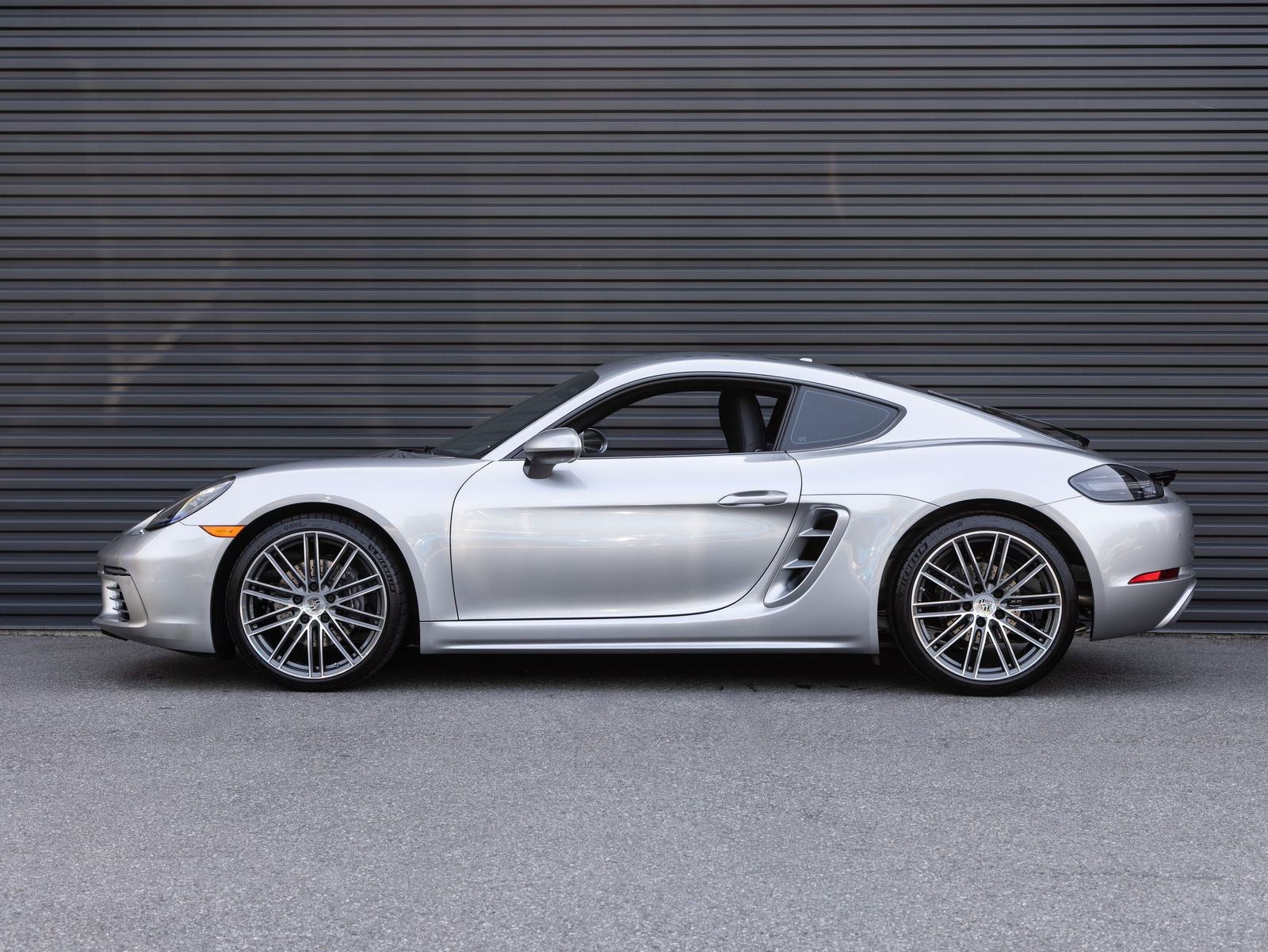 2025 Porsche 718 718 Cayman