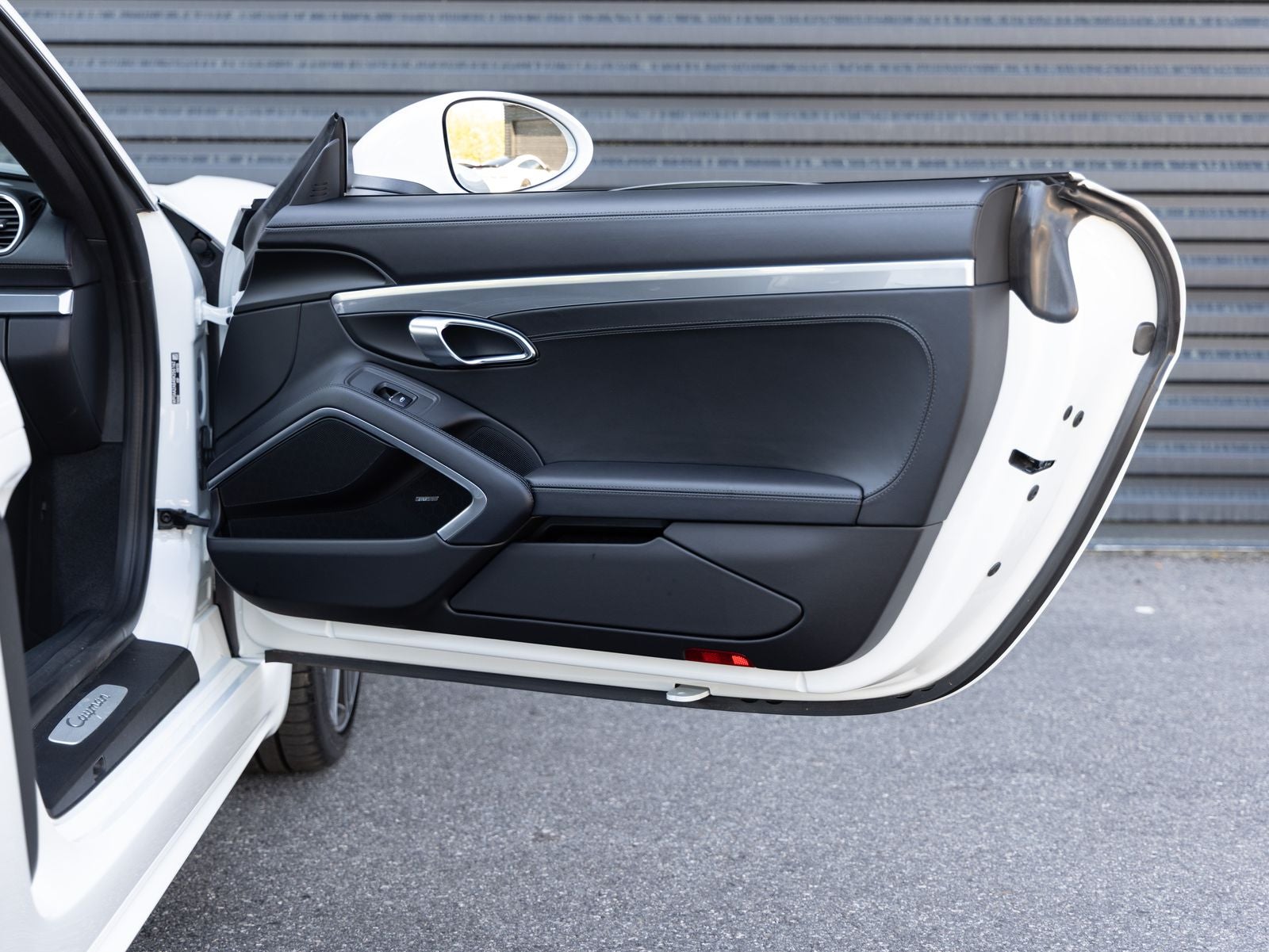 2025 Porsche 718 Cayman Coupe