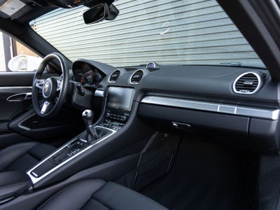 2025 Porsche 718 Cayman Coupe