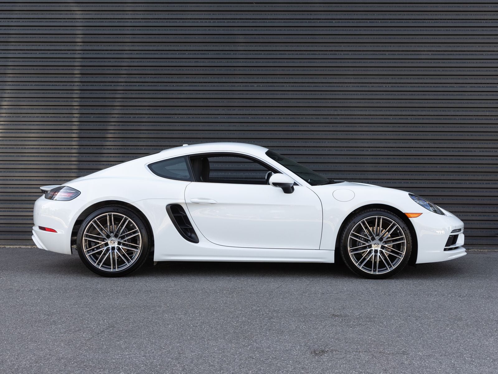 2025 Porsche 718 Cayman Coupe