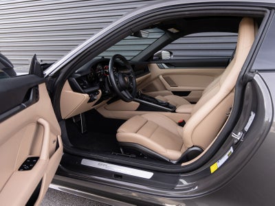 2024 Porsche 911 Carrera