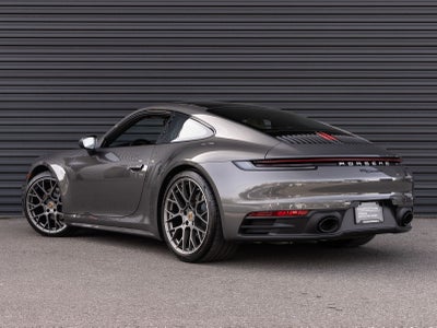 2024 Porsche 911 Carrera