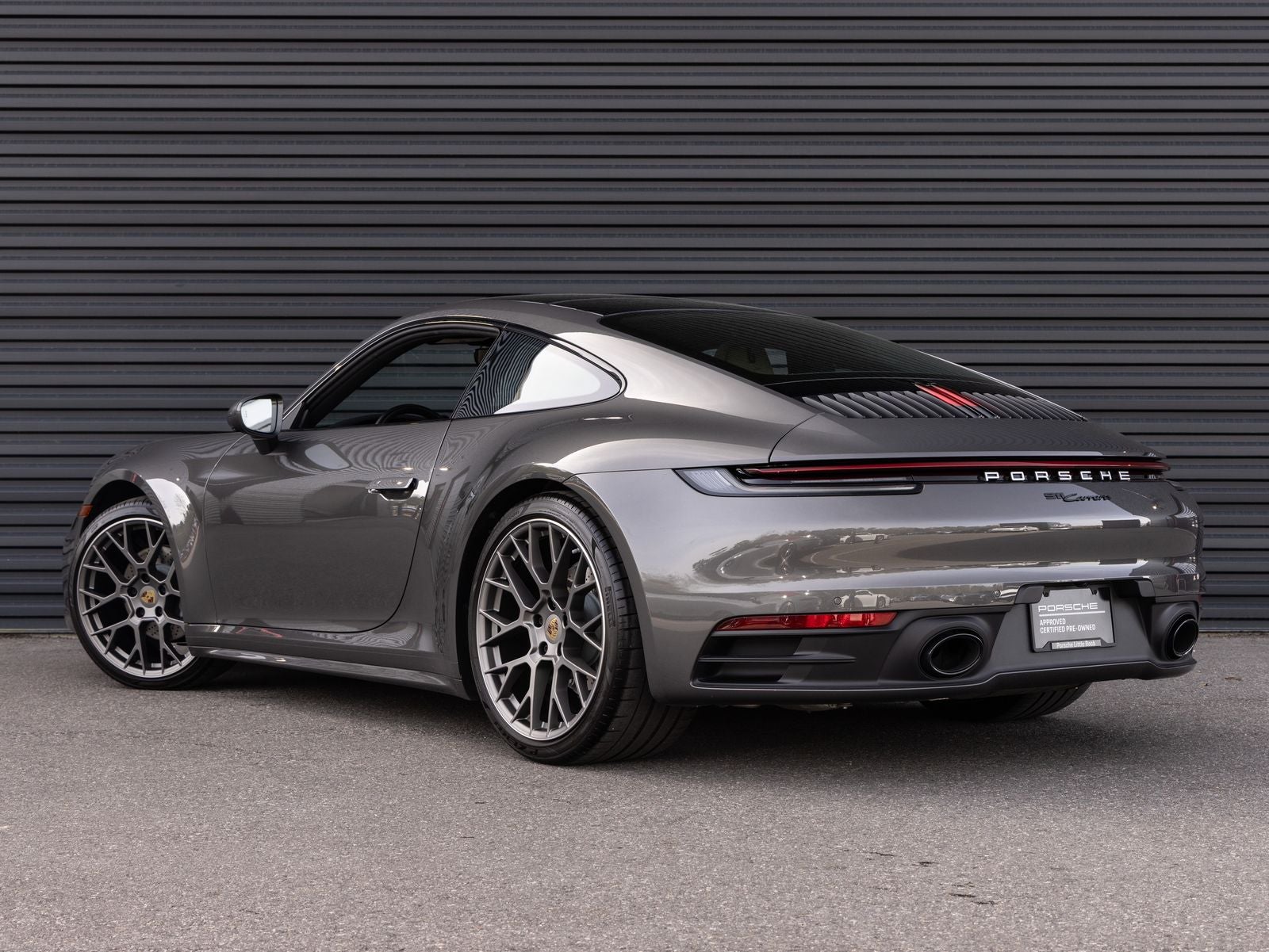 2024 Porsche 911 Carrera