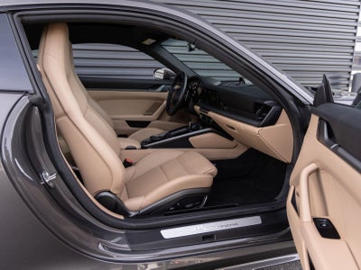 2024 Porsche 911 Carrera