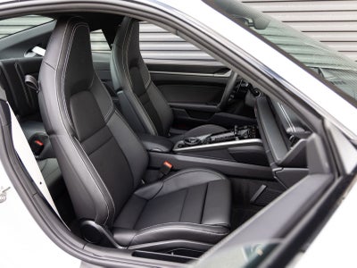 2026 Porsche 911 Carrera