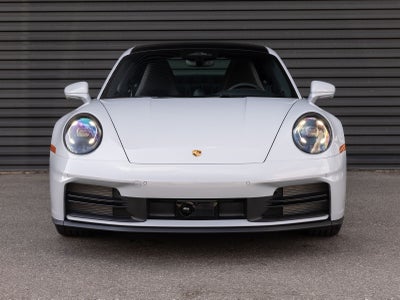 2026 Porsche 911 Carrera