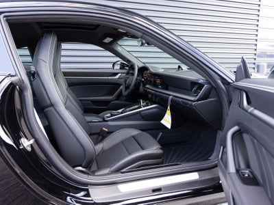 2026 Porsche 911 Carrera