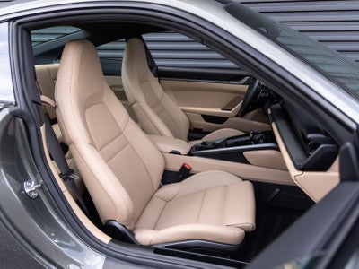 2024 Porsche 911 Carrera