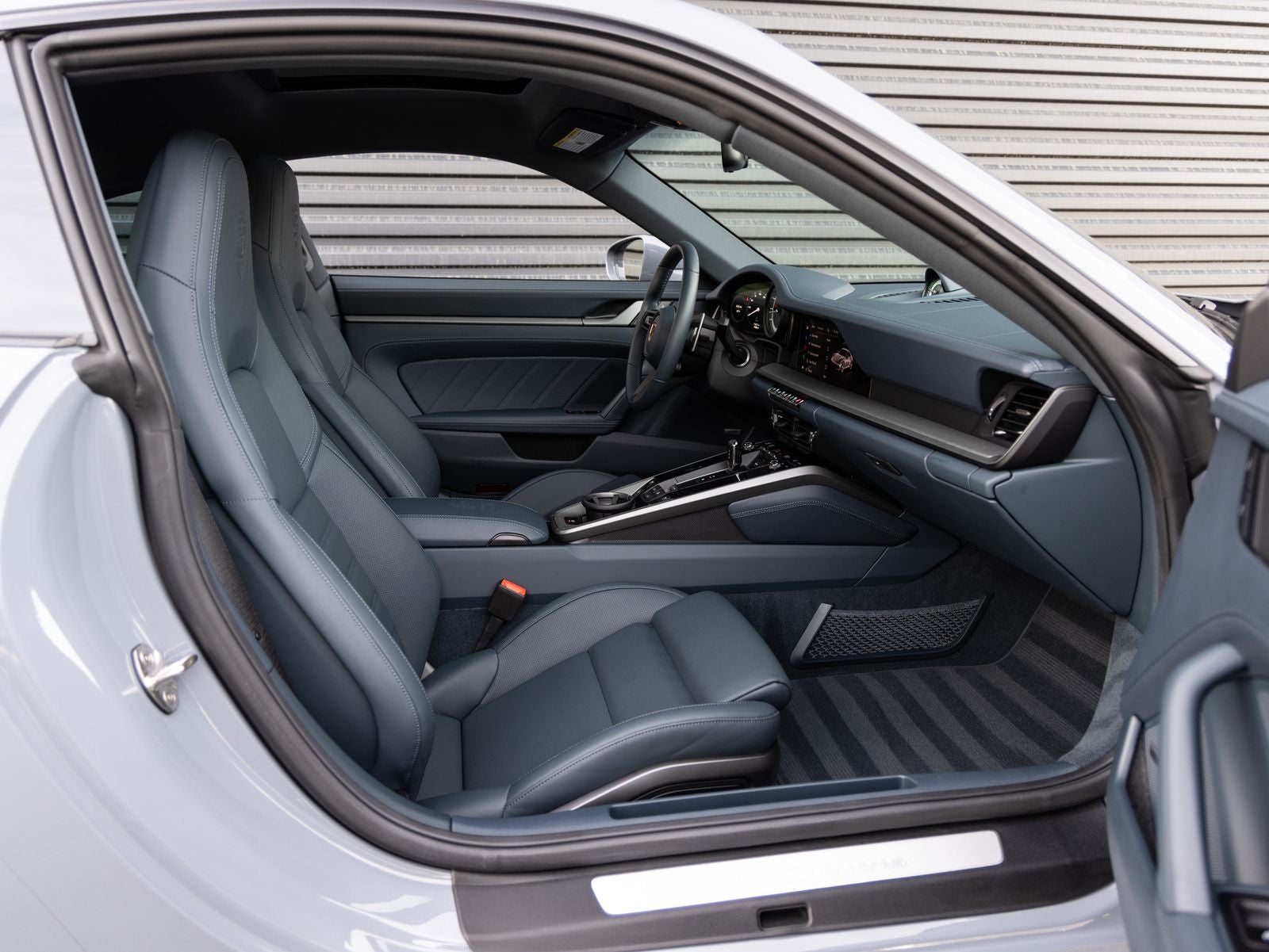 2024 Porsche 911 Carrera