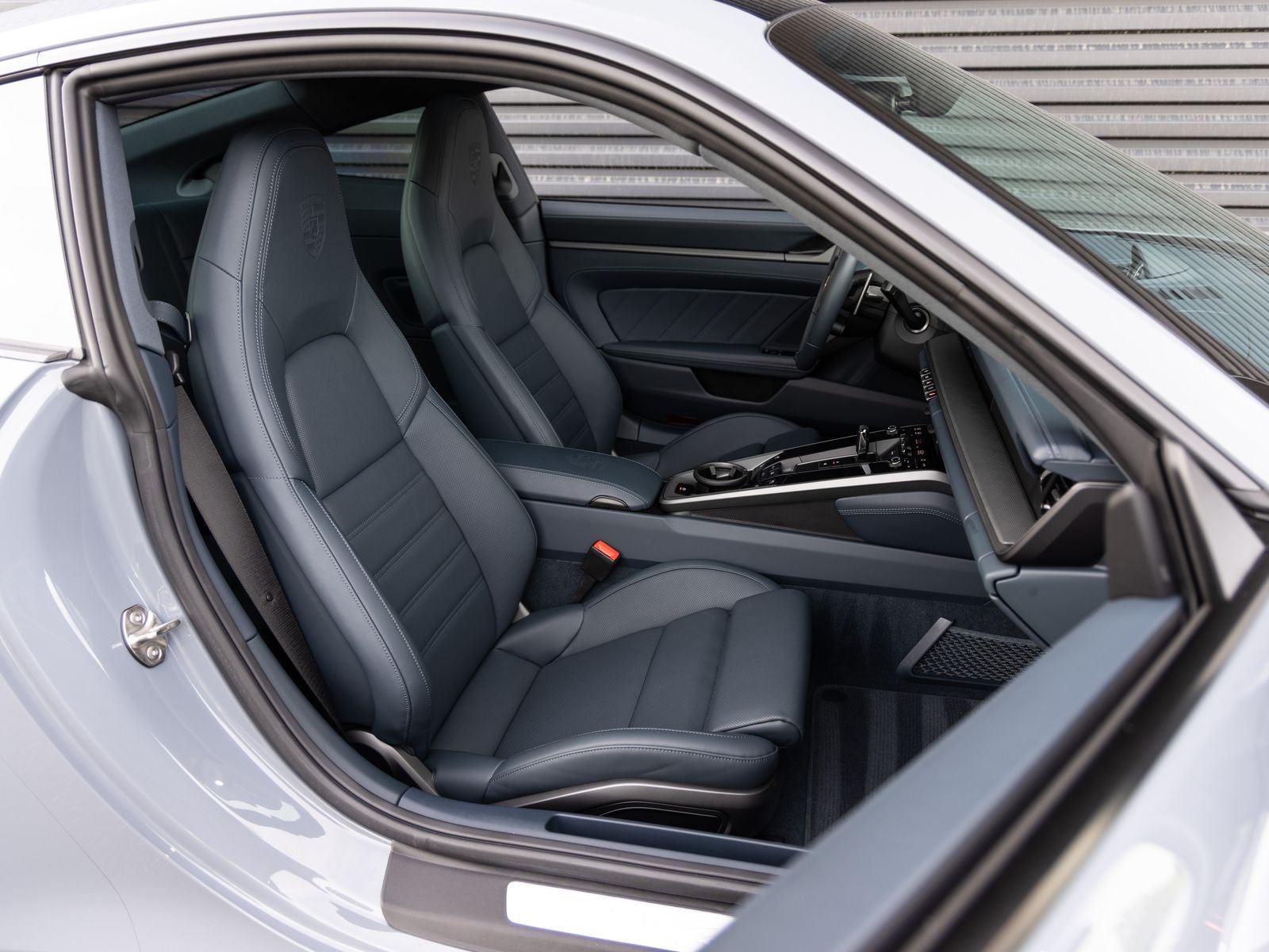 2024 Porsche 911 Carrera