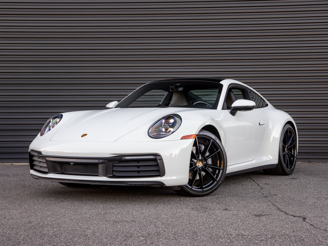 2021 Porsche 911 Carrera 4 — photo 1 of 34