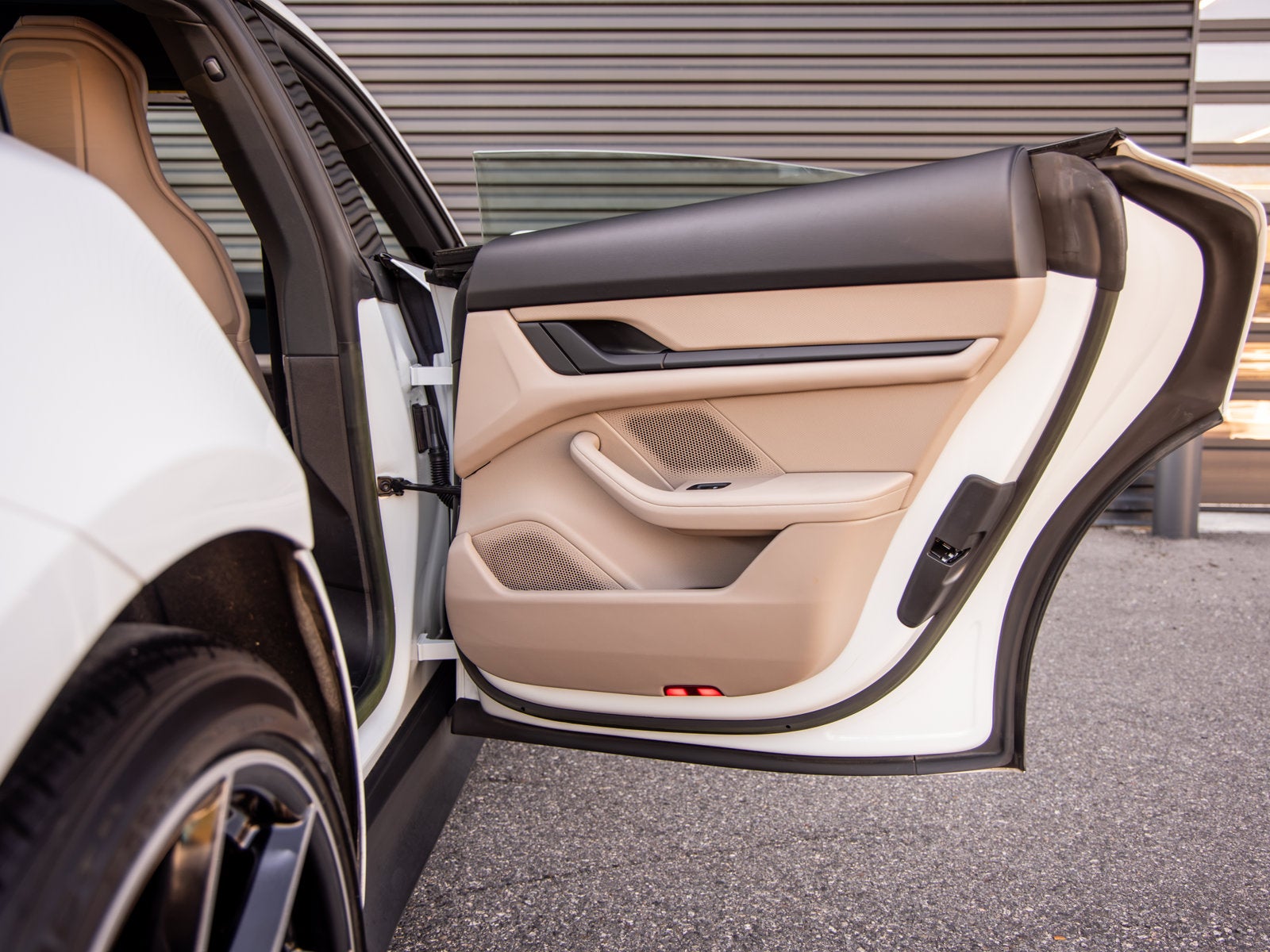 2023 Porsche Taycan Taycan