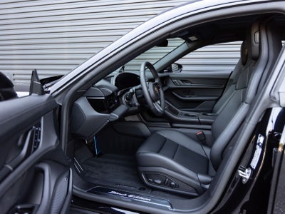 2026 Porsche Taycan Black Edition