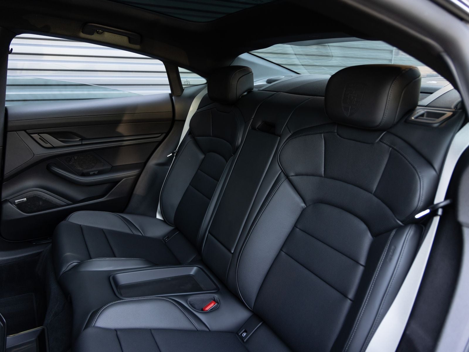 2026 Porsche Taycan Black Edition