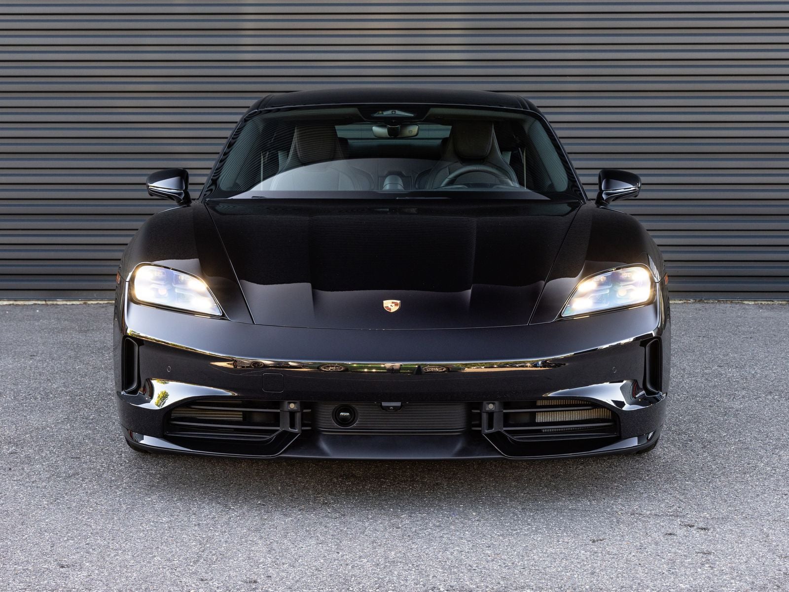 2026 Porsche Taycan Black Edition