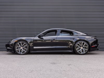 2026 Porsche Taycan Taycan 4 Black Edition
