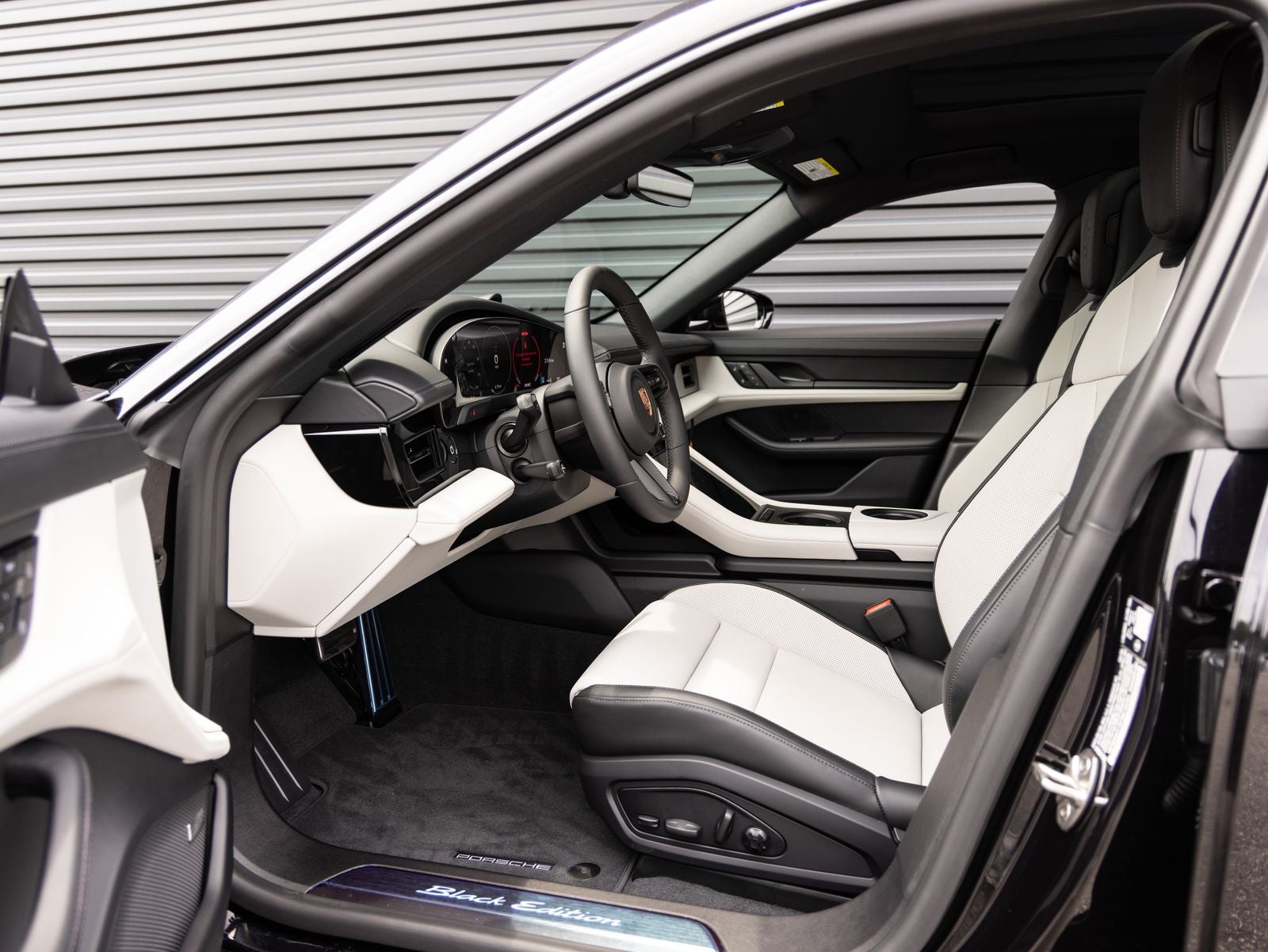 2026 Porsche Taycan Taycan 4 Black Edition