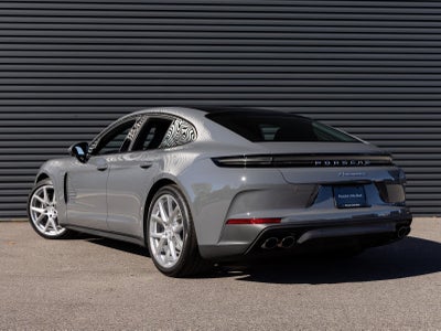 2026 Porsche Panamera Panamera 4