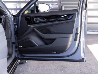 2026 Porsche Panamera Panamera 4