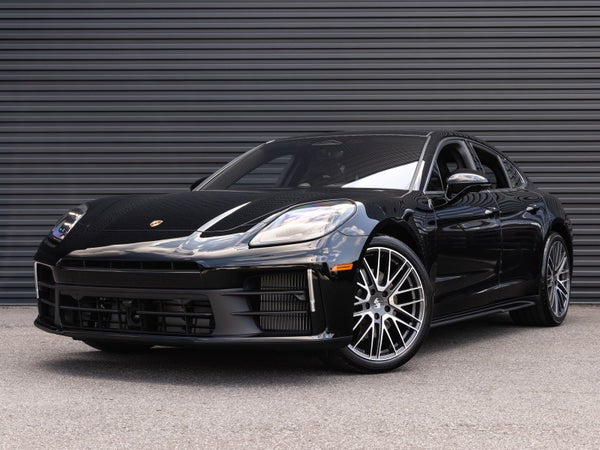 2026 Porsche Panamera