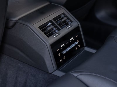 2026 Porsche Panamera RWD
