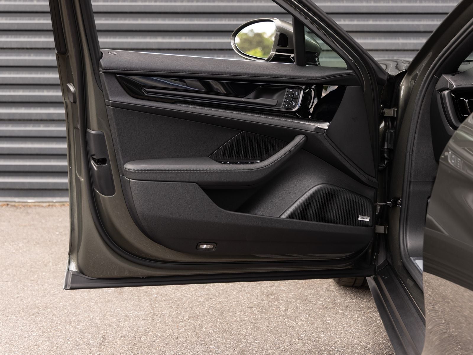 2026 Porsche Panamera 4