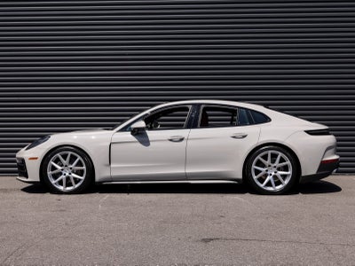 2025 Porsche Panamera Panamera 4