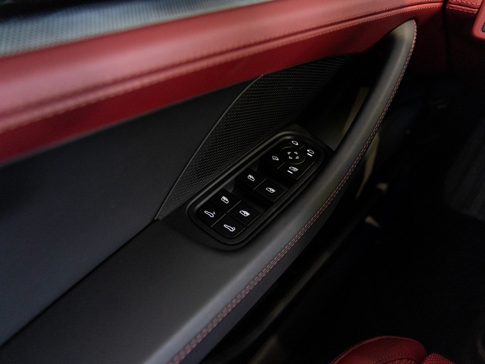 2025 Porsche Panamera Panamera 4