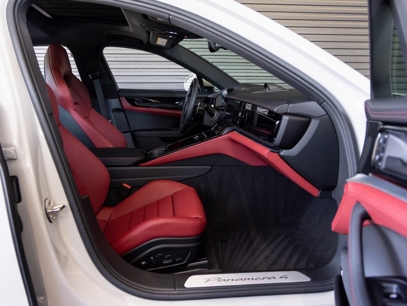 2025 Porsche Panamera Panamera 4