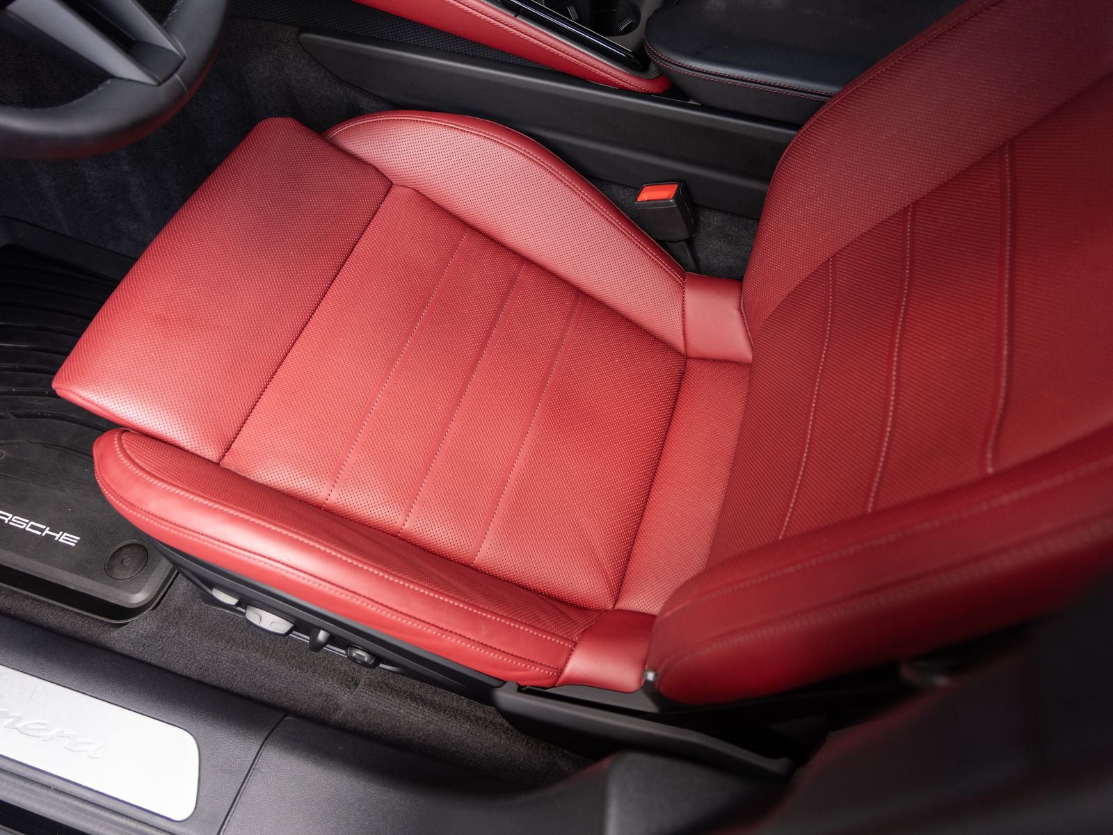 2025 Porsche Panamera Panamera